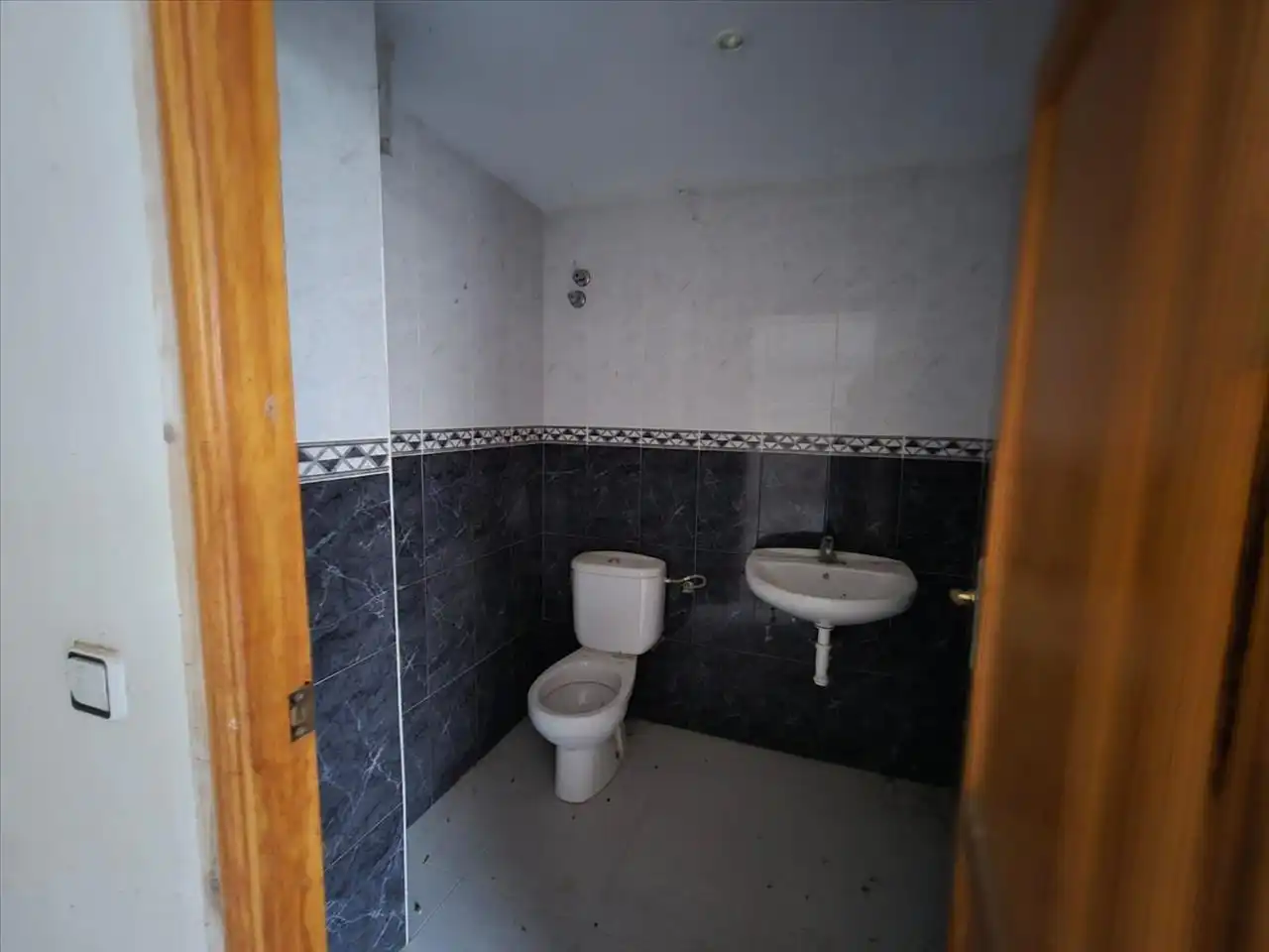 Bathroom of Commercial properties for sale in Santa Cruz del Comercio