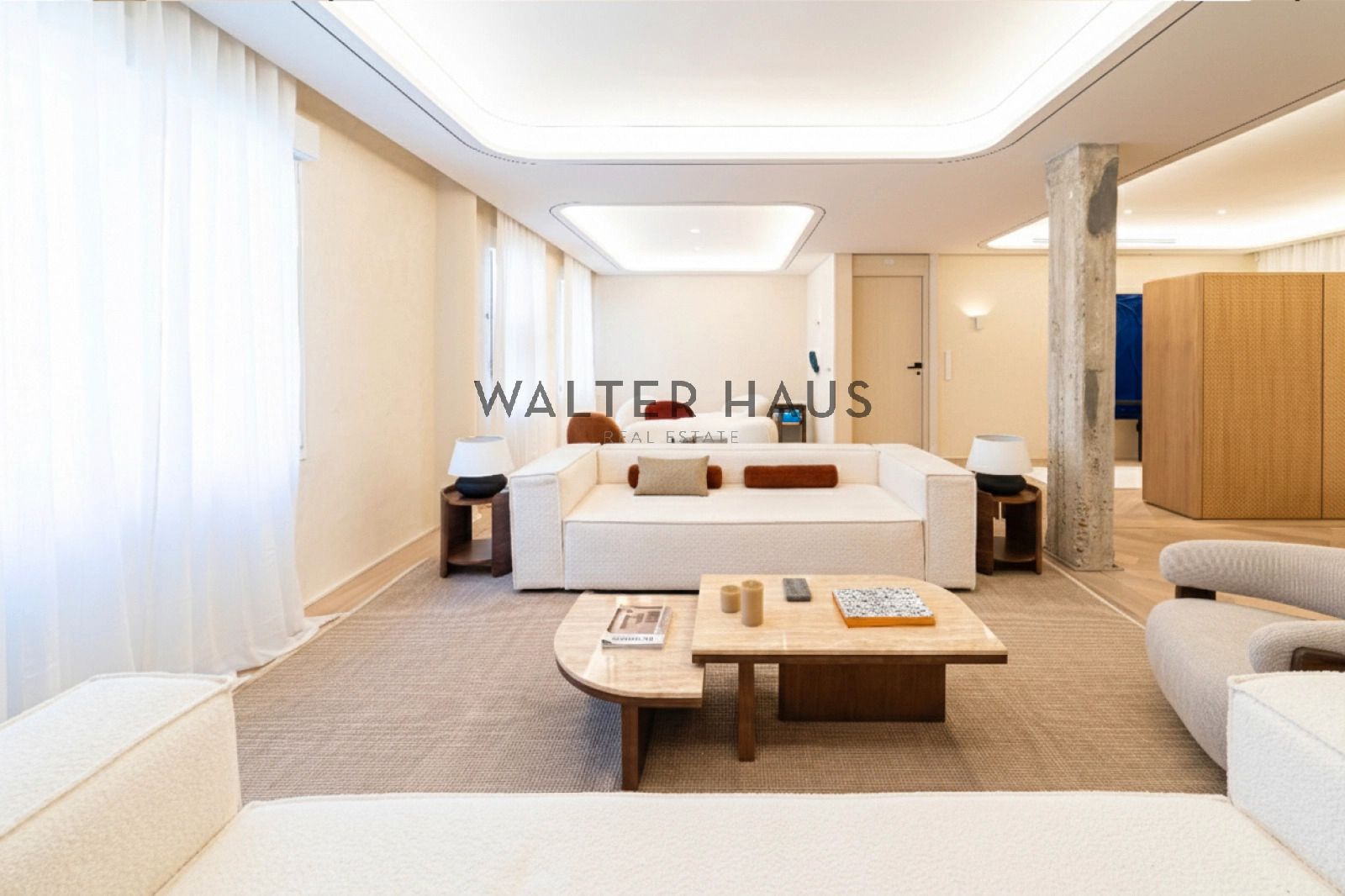 Living room of Flat for sale in  Madrid Capital  with Air Conditioner, Heating and Oven