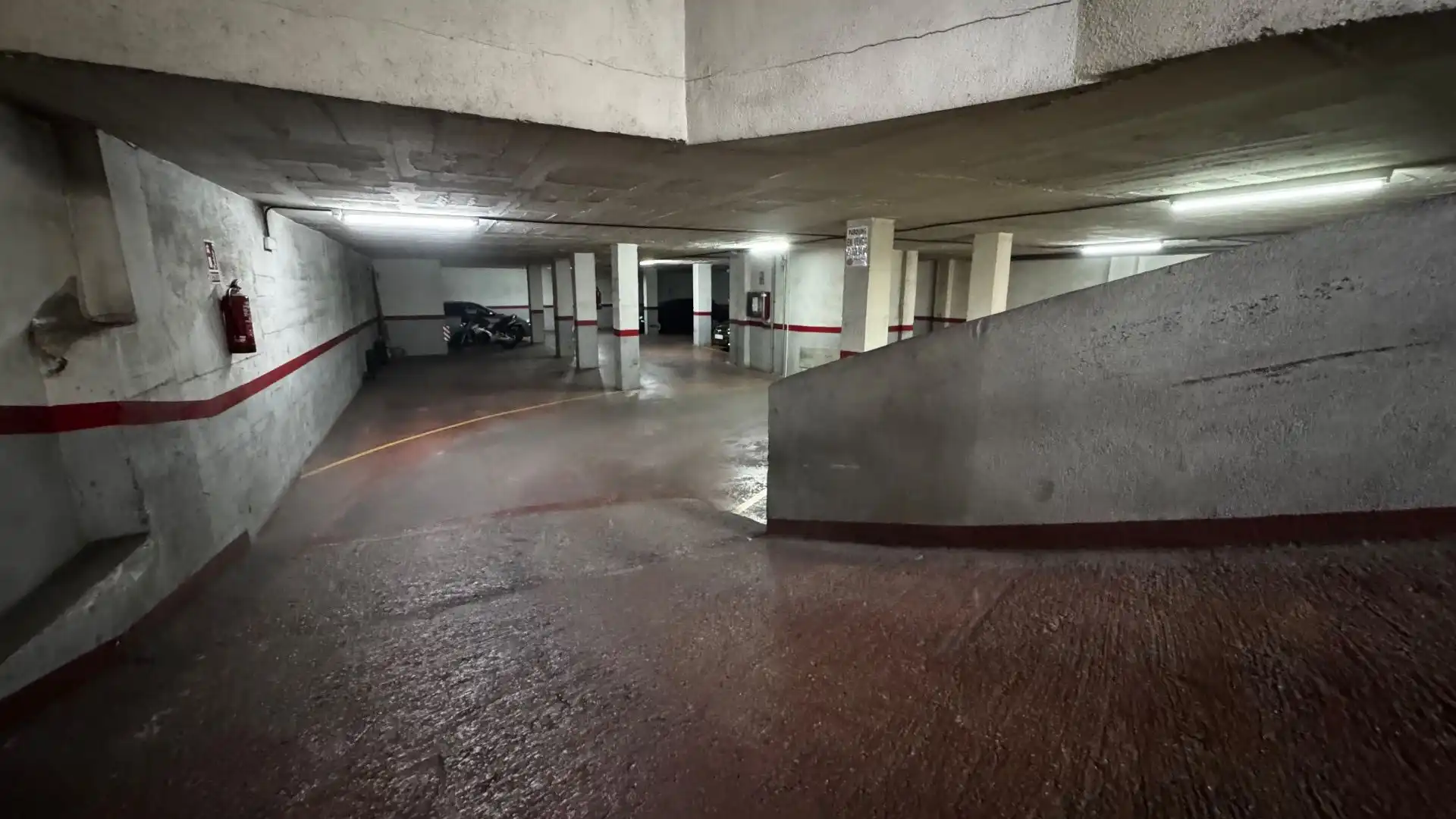 Parkplatz von Garage zum Verkauf in Terrassa