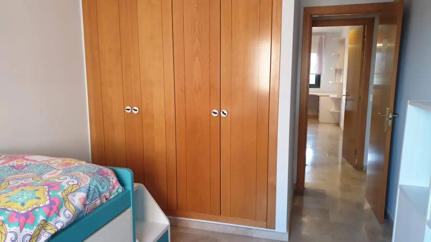 Flat for rent in Alicante / Alacant  with Air Conditioner, Terrace and Furnished