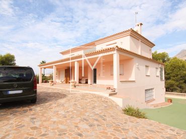 Casa amb balcó en venda a Mascarat