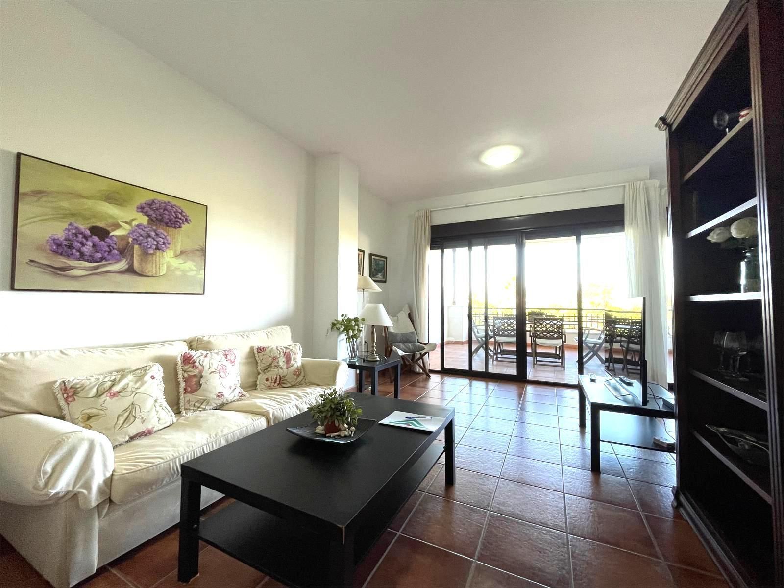 Living room of Attic to rent in El Rompido  with Air Conditioner, Heating and Storage room