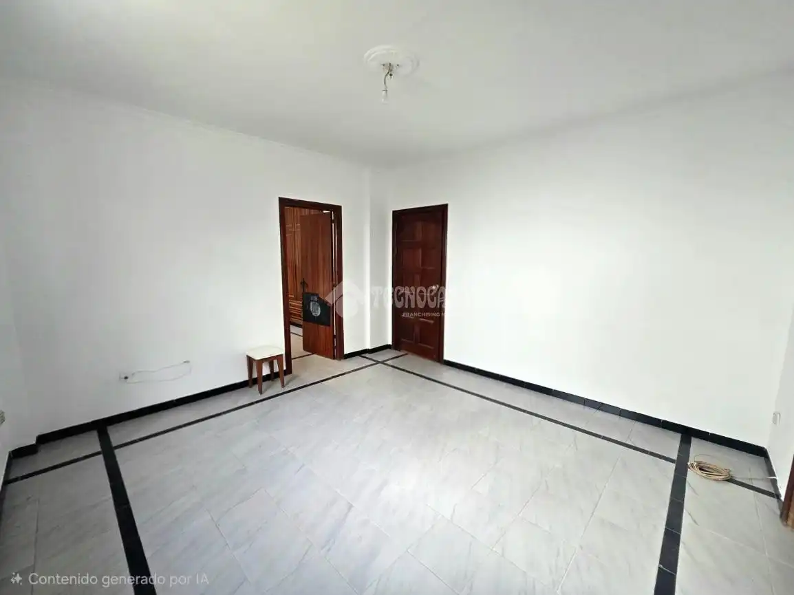 Casa adosada en venta en Morón de la Frontera
