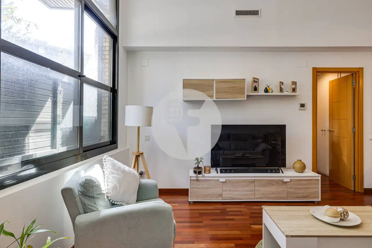 Sala de estar de Planta baja en venta en Barcelona con Aire acondicionado y Trastero