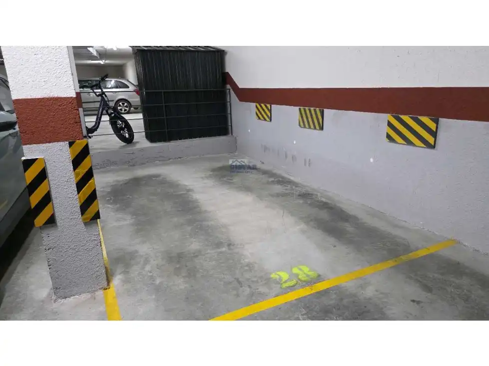Parking de Apartamento en venta en Dénia con Aire acondicionado, Calefacción y Terraza