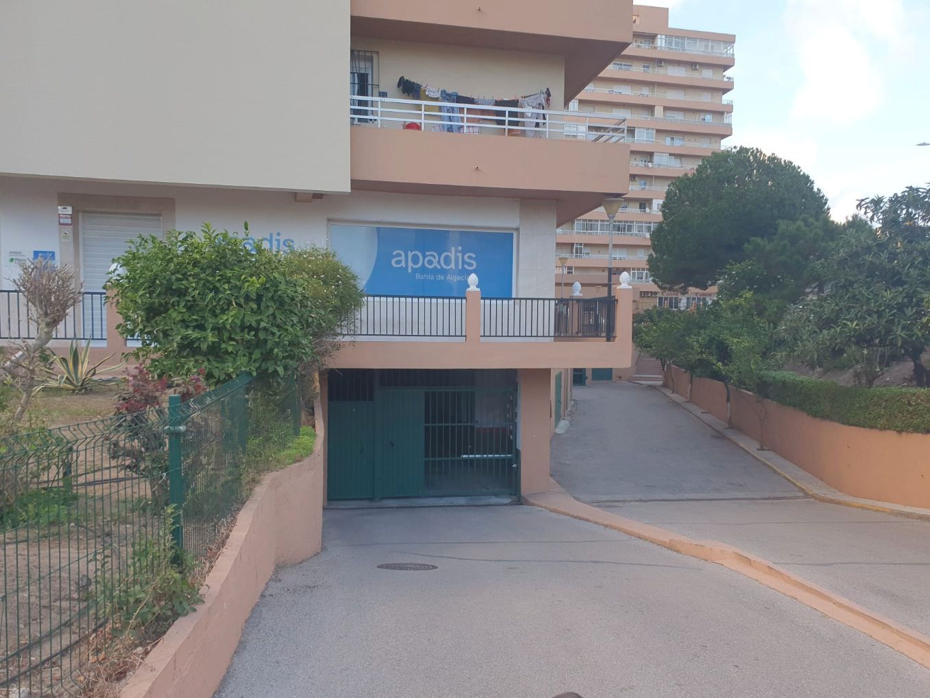 Exterior view of Garage for sale in Algeciras