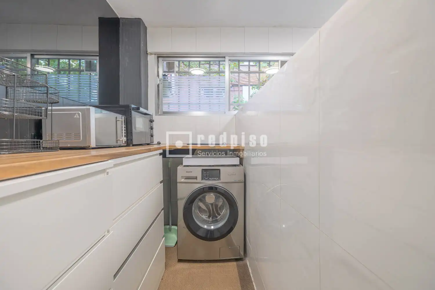 Küche von Wohnung zum Verkauf in Madrid mit Heizung, Privatgarten und Abstellraum