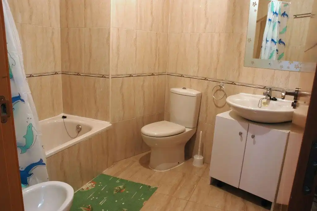 Piso con ascensor en venta en Villares de la Reina, imagen 7