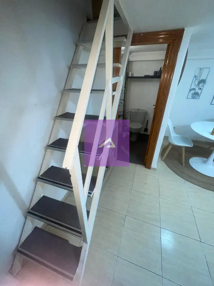 Local en venta en Valencia con Aire acondicionado y Amueblado