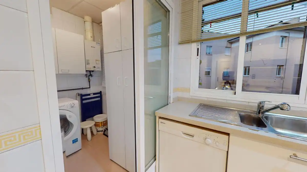 Kitchen of Flat for sale in Tomares  with Air Conditioner, Terrace and Community pool