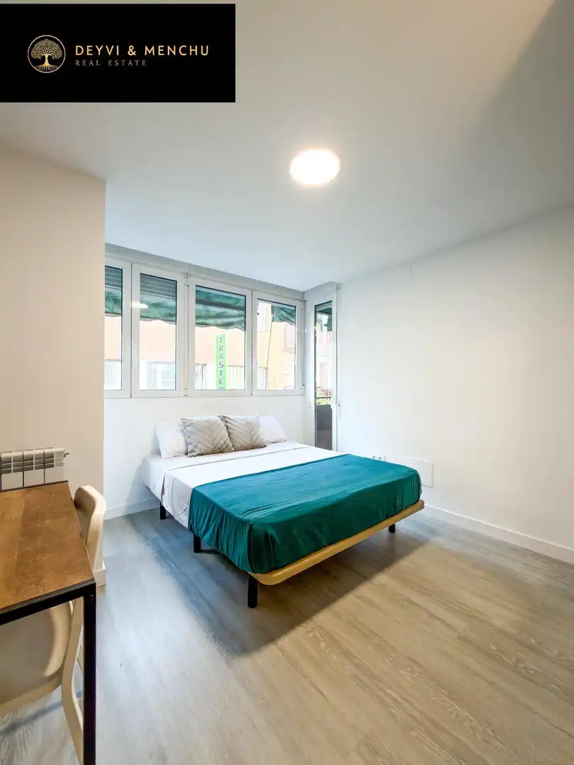 Schlafzimmer von Wohnung zur untervermieten in Madrid mit Klimaanlage, Heizung und Möbliert