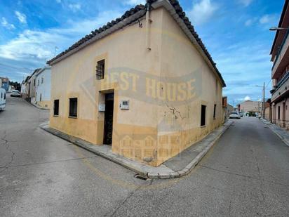 Vista exterior de Casa o xalet en venda en Arcas del Villar amb Jardí privat