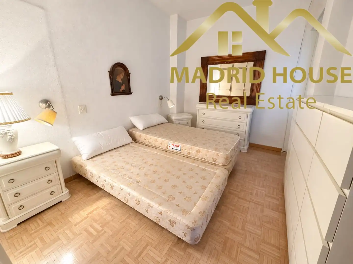 Schlafzimmer von Büro zur Miete in Madrid mit Heizung und Terrasse
