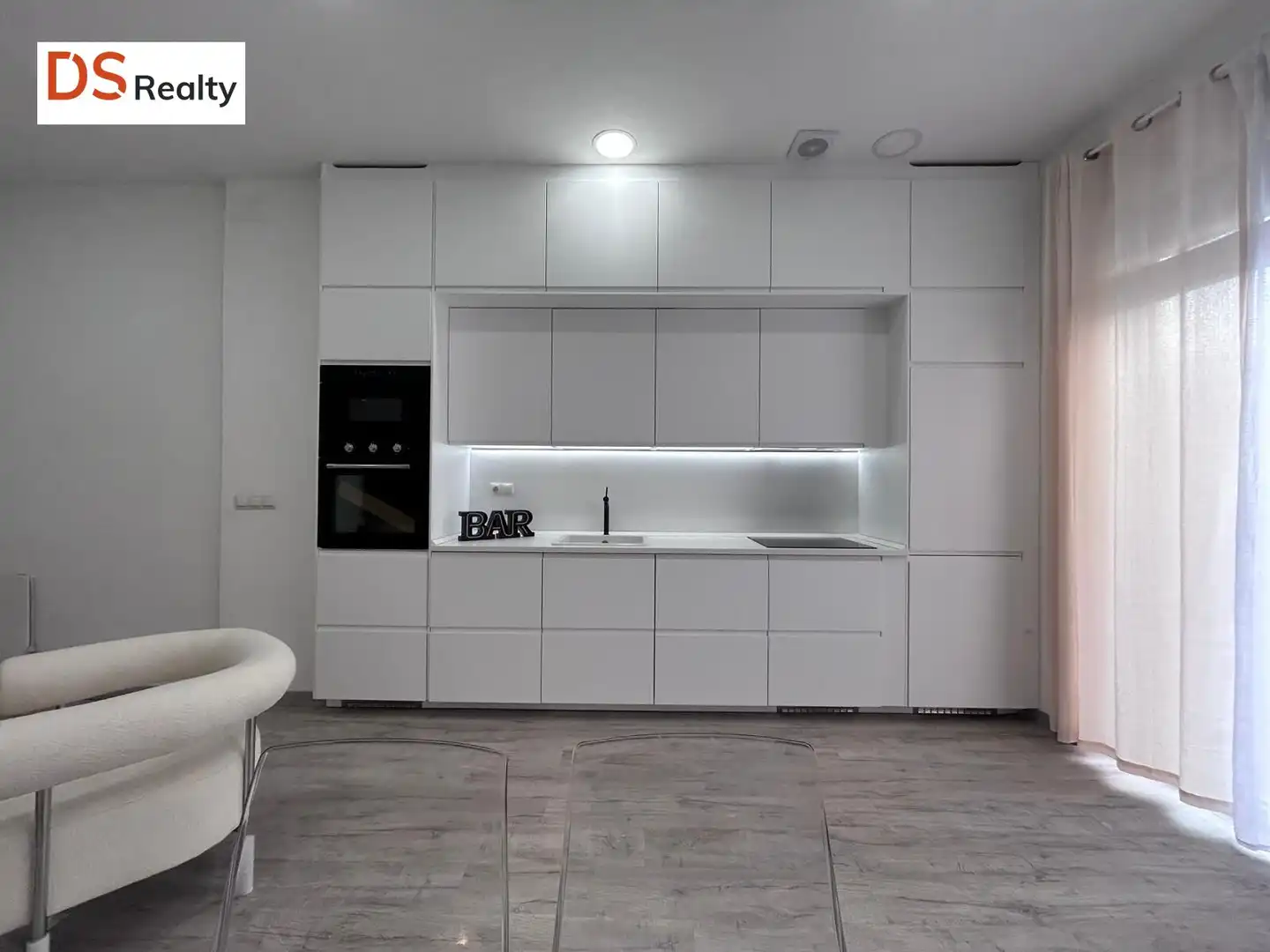 Ground floor with lift for sale in Calle ARTISTAS, imagen 22
