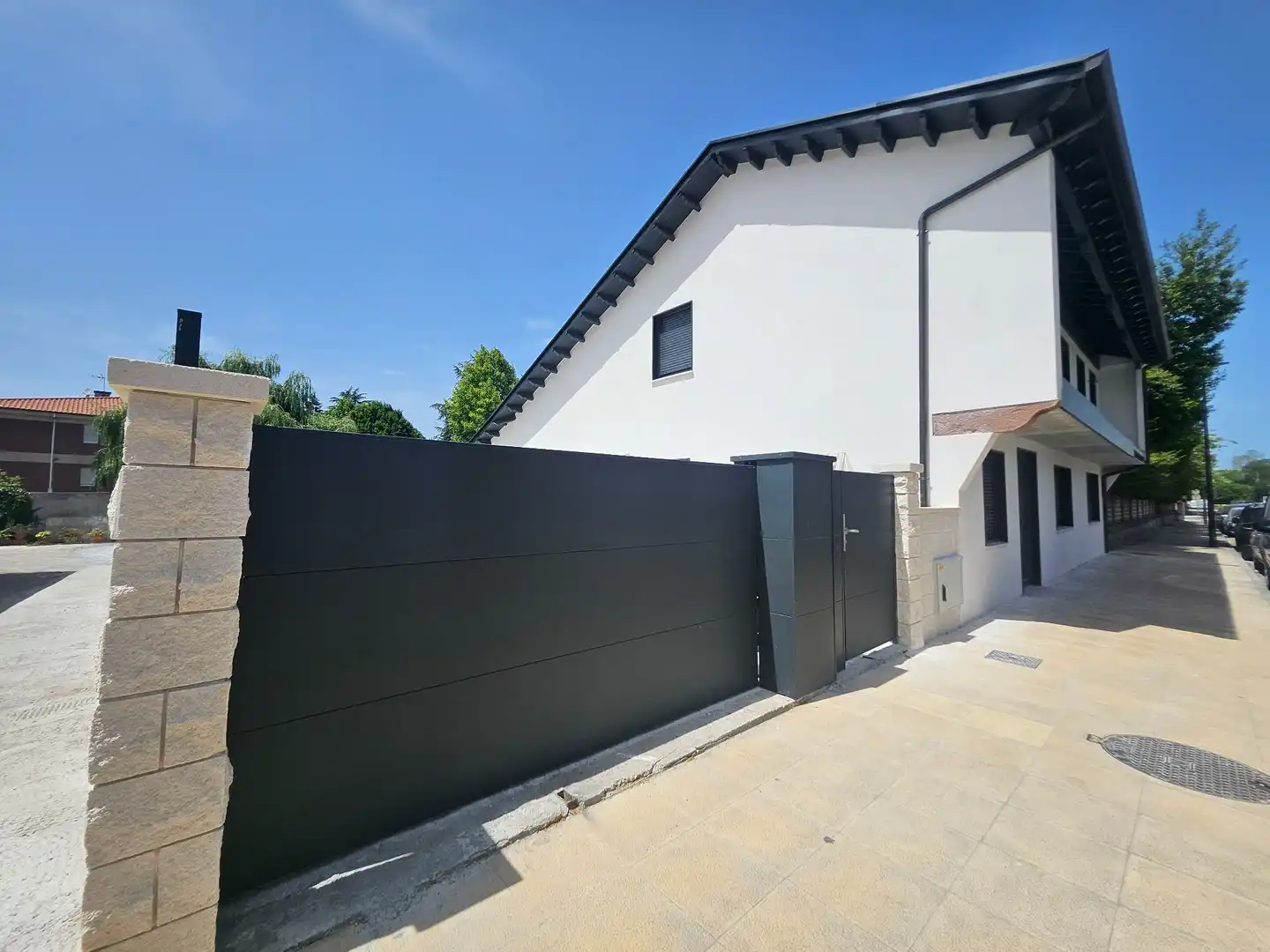 Exterior view of Houses for sale in Torrelavega   with Private garden