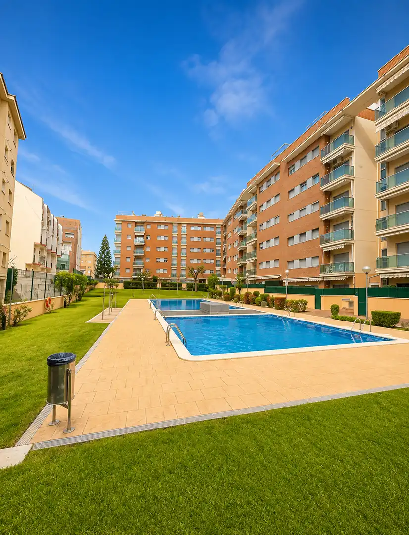 Piscina de Piso en venta en Calafell con Aire acondicionado, Terraza y Trastero