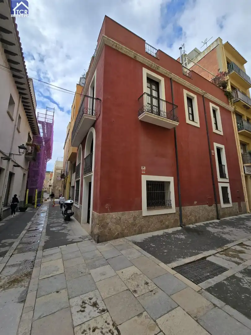 Vista exterior de Casa o xalet en venda en Sant Feliu de Guíxols amb Calefacció, Jardí privat i Terrassa