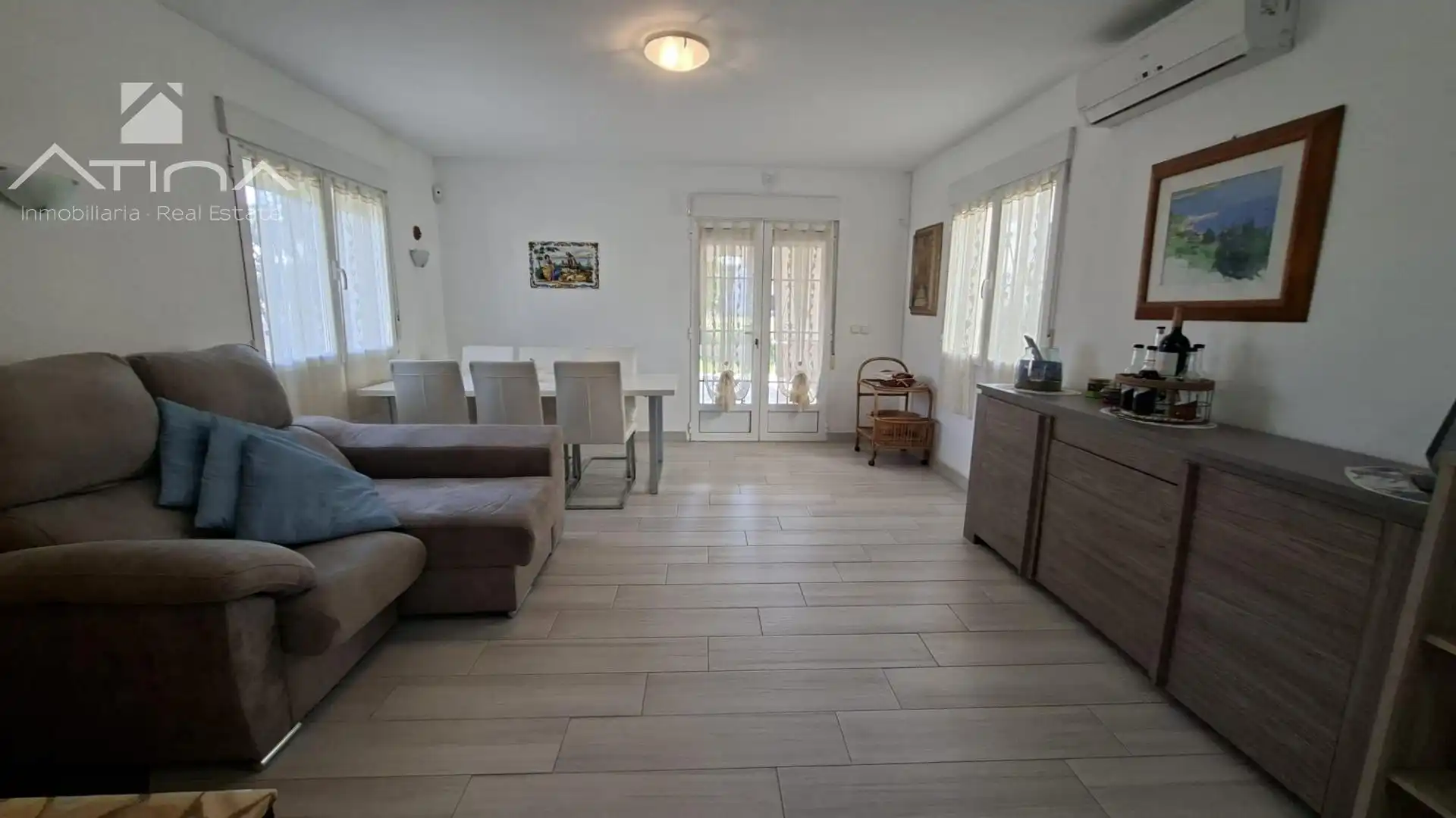 Sala d'estar de Casa adosada en venda en Dénia amb Aire condicionat, Calefacció i Jardí privat