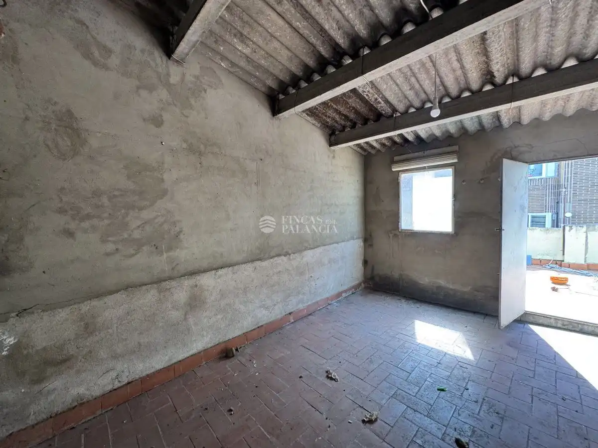 Edificio en venta en Soneja