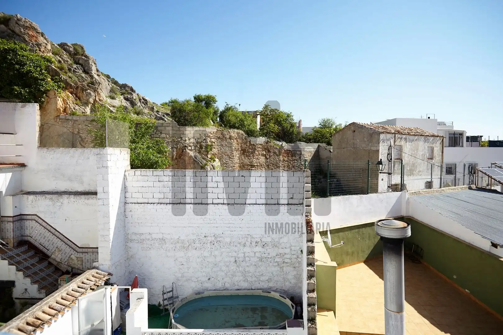 Vista exterior de Casa adosada en venda en Jaén