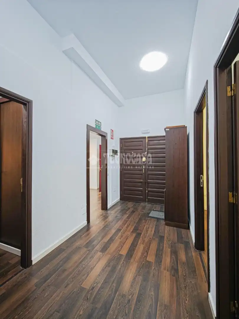 Commercial properties for sale in Arona  with Furnished