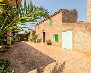 Vista exterior de Finca rústica en venda en Manacor amb Jardí privat, Terrassa i Piscina