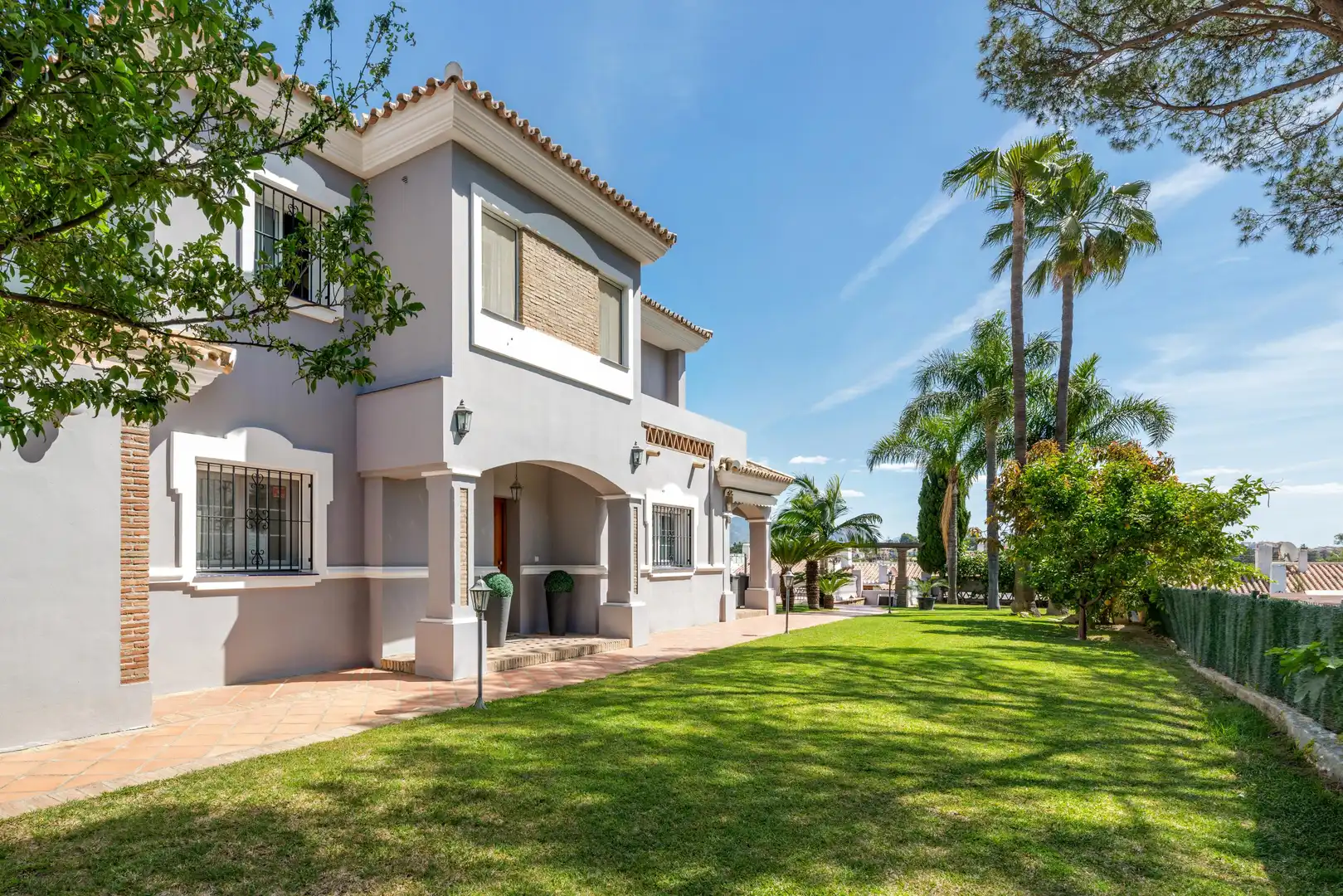 Chalet con piscina en venta en 44 Calle Pico del Naranco, imagen 35