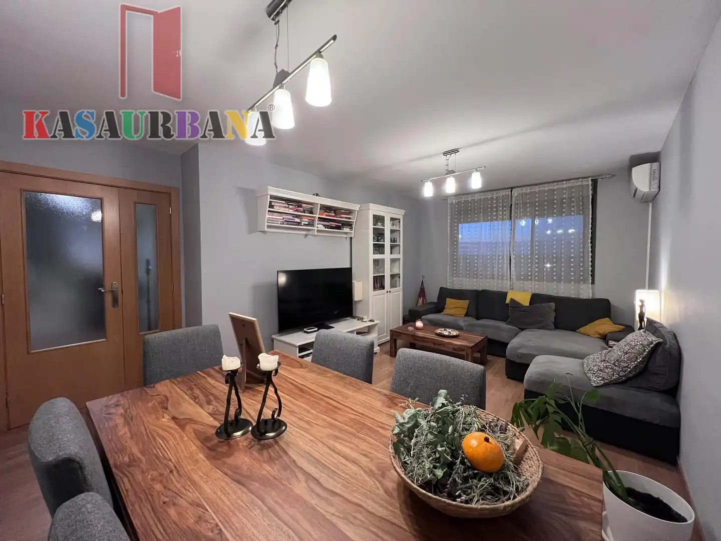 Living room of Attic for sale in Hispanoamérica - Comunidades