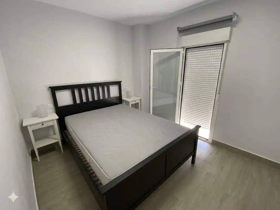 Habitación de Planta baja en venta en Madrid con Aire acondicionado, Calefacción y Terraza