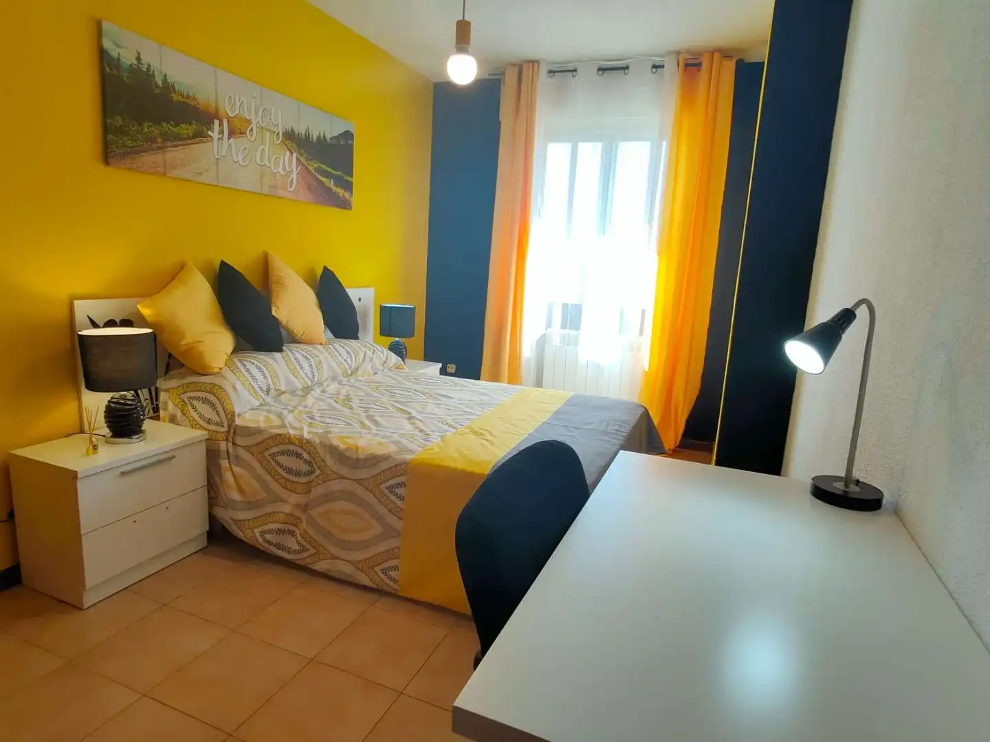 Bedroom of Flat for share in Alcalá de Henares  with Air Conditioner, Terrace and Furnished