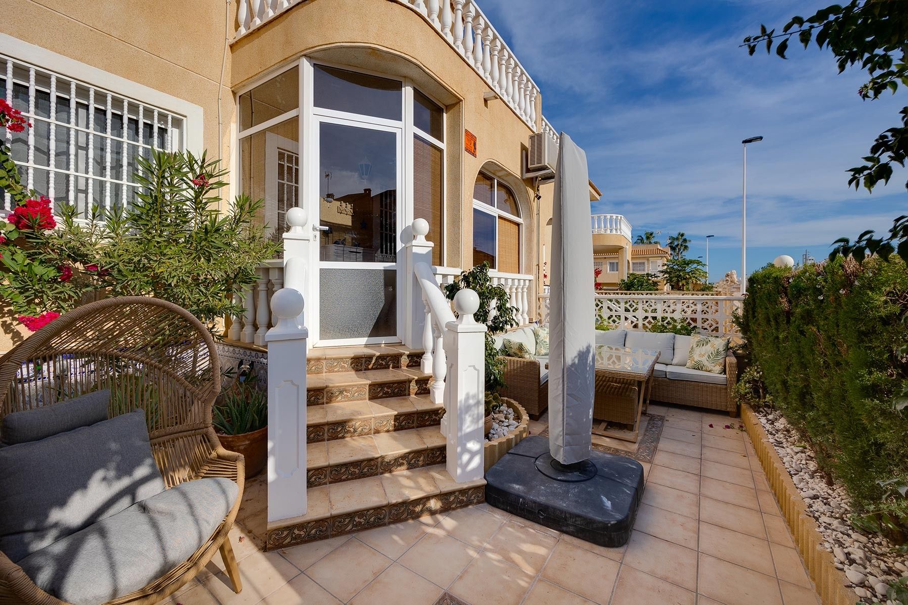 Terrace of House or chalet for sale in Torrevieja  with Air Conditioner, Terrace and Storage room