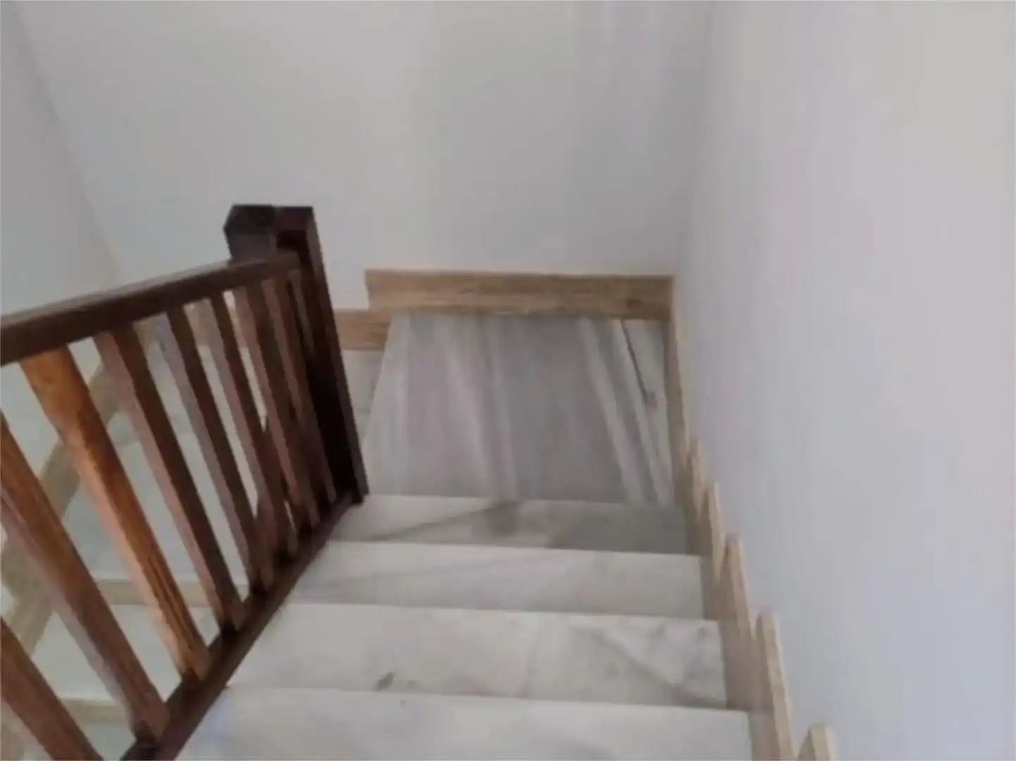 Wohnung zum Verkauf in Lorca mit Schwimmbad und Balkon