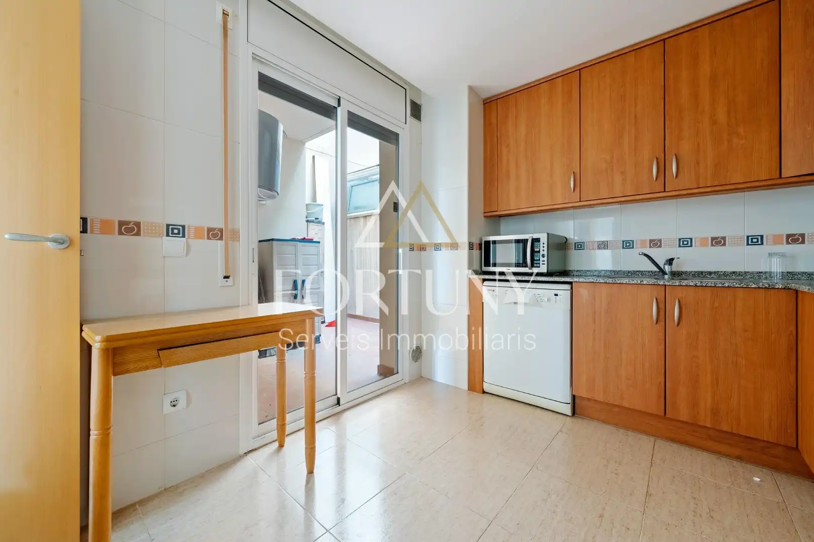 Küche von Wohnung zum Verkauf in Alforja mit Terrasse