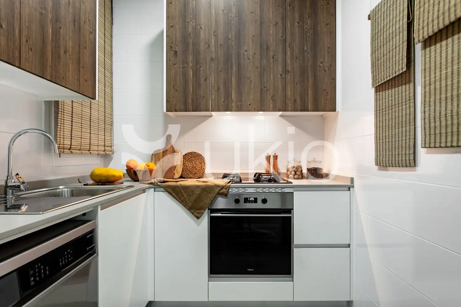 Cocina de Apartamento de alquiler en Barcelona con Aire acondicionado, Amueblado y Horno