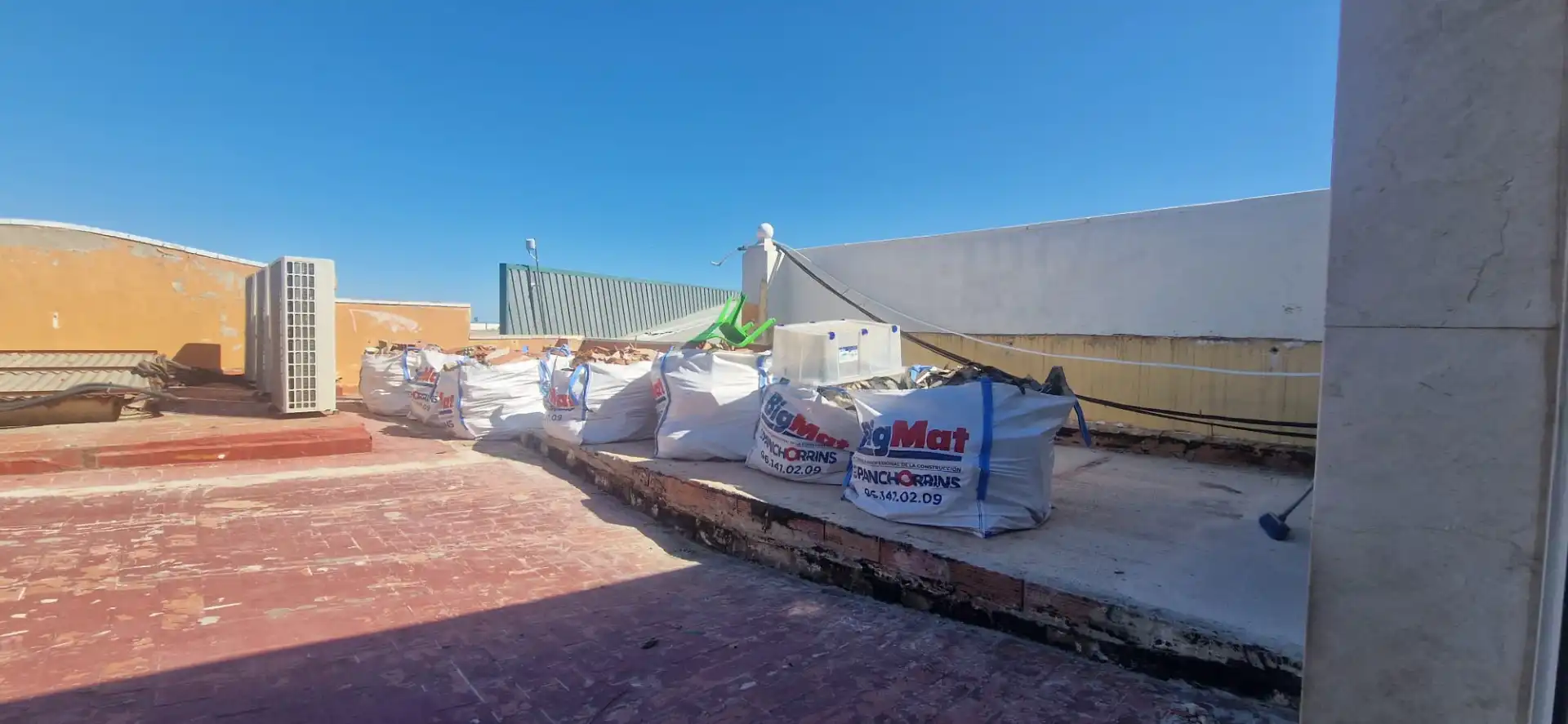 Terrace of Buildings for sale in Rafelbuñol / Rafelbunyol