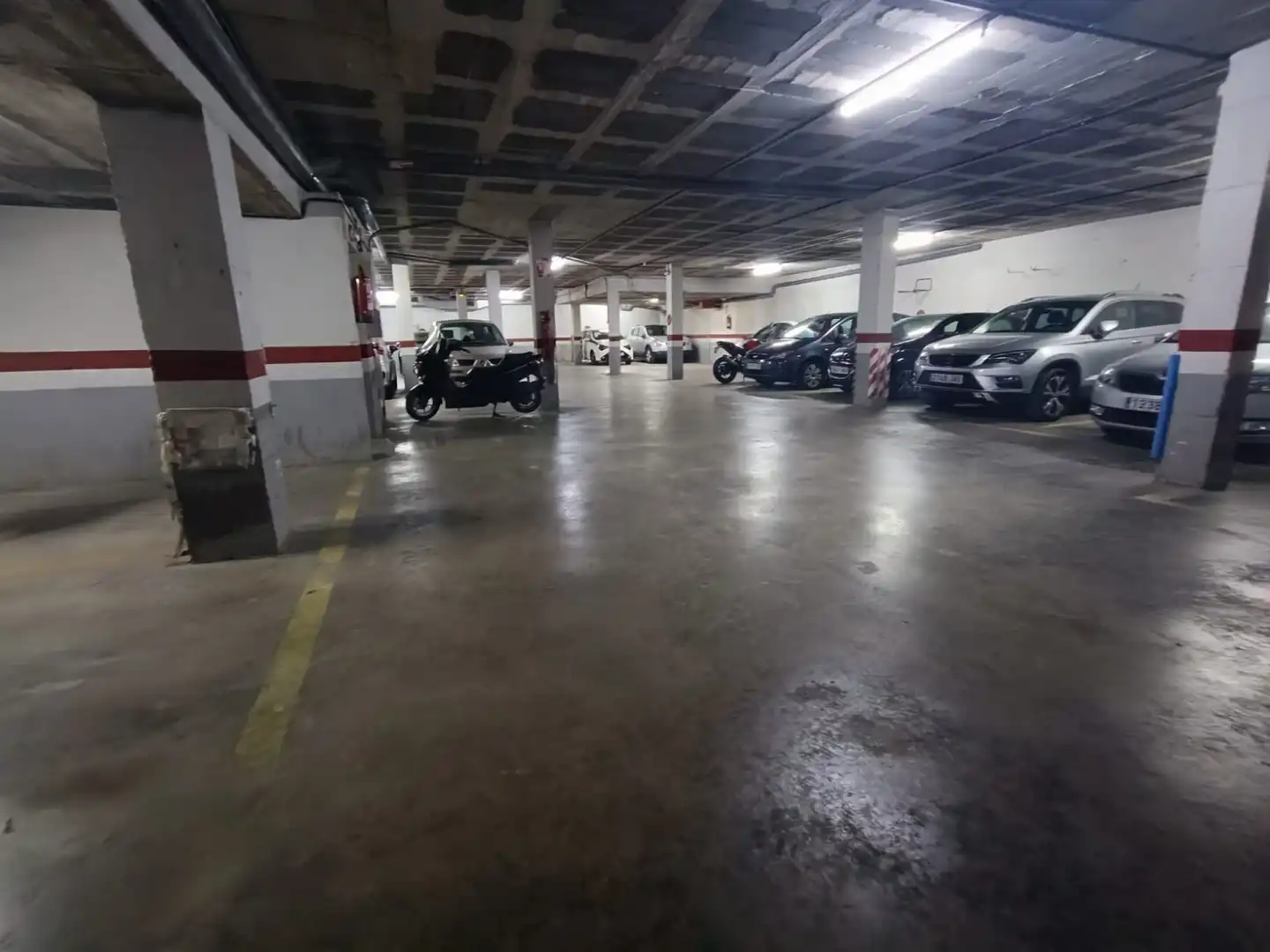 Garage for rent in Carrer de Domènec Martí i Julià, 7, Centre