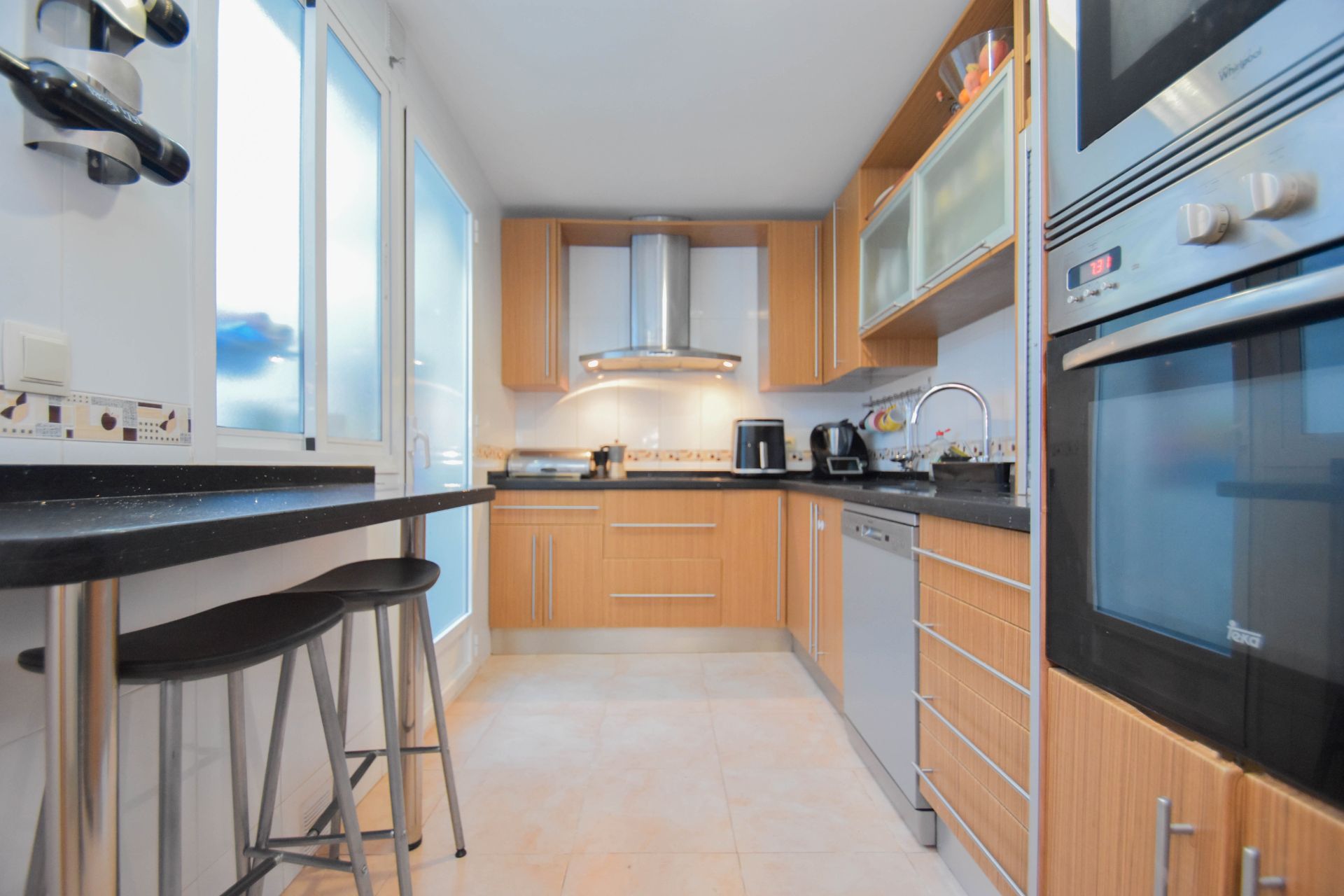 Cuina de Casa adosada en venda en Alfacar amb Aire condicionat, Balcó i Piscina comunitària