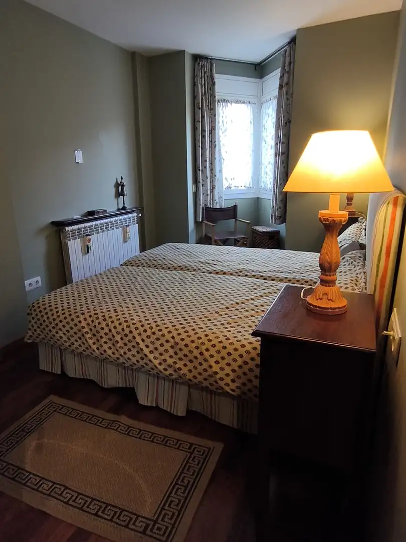 Habitación de Casa adosada en venta en Andorra la Vella con Calefacción, Jardín privado y Trastero