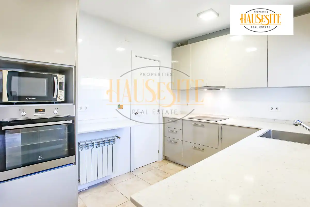 Cocina de Casa o chalet en venta en Sant Pere de Ribes con Aire acondicionado, Calefacción y Jardín privado