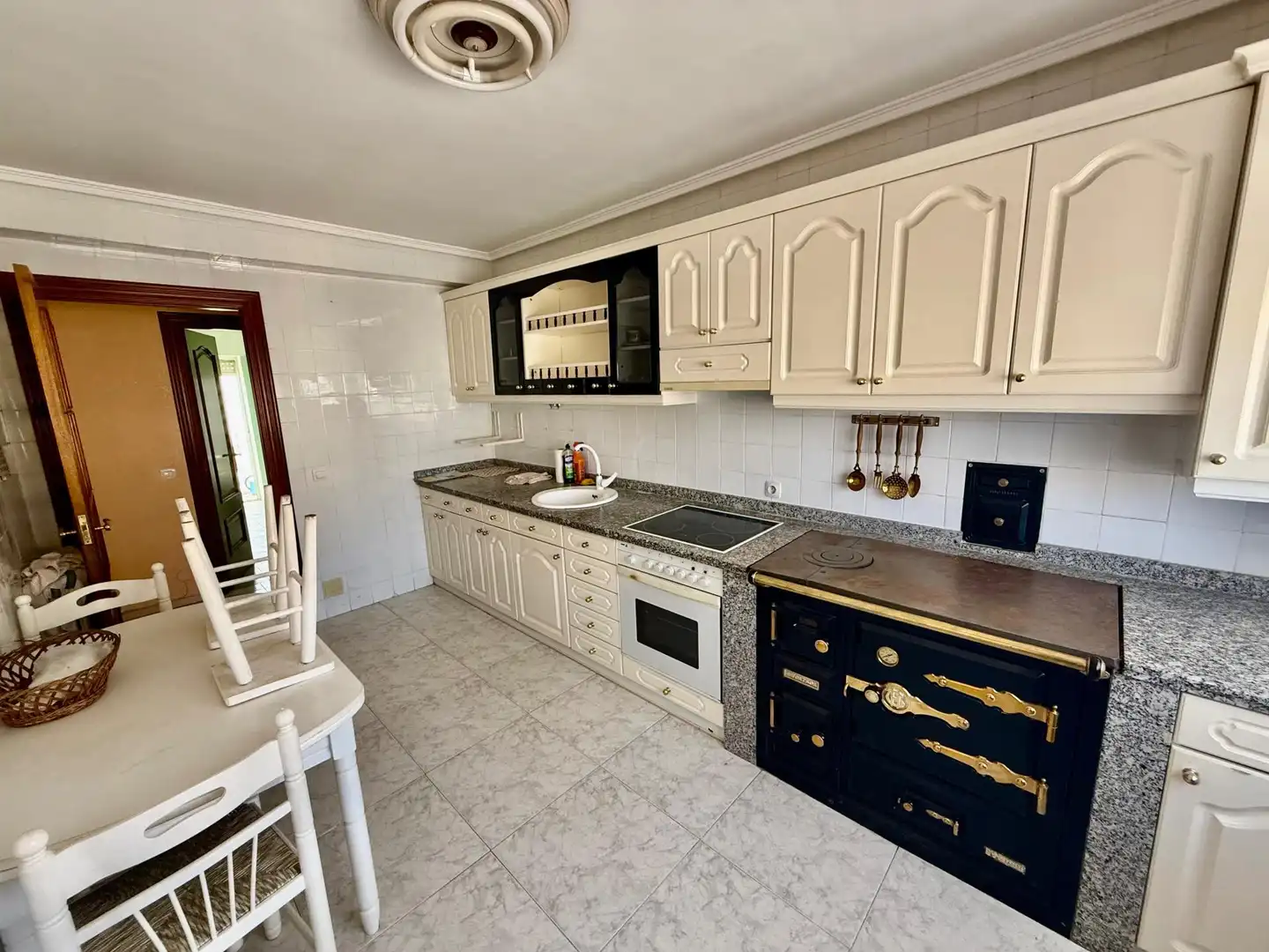 Casa amb terrassa en venda a Trobajo del Camino, imagen 18