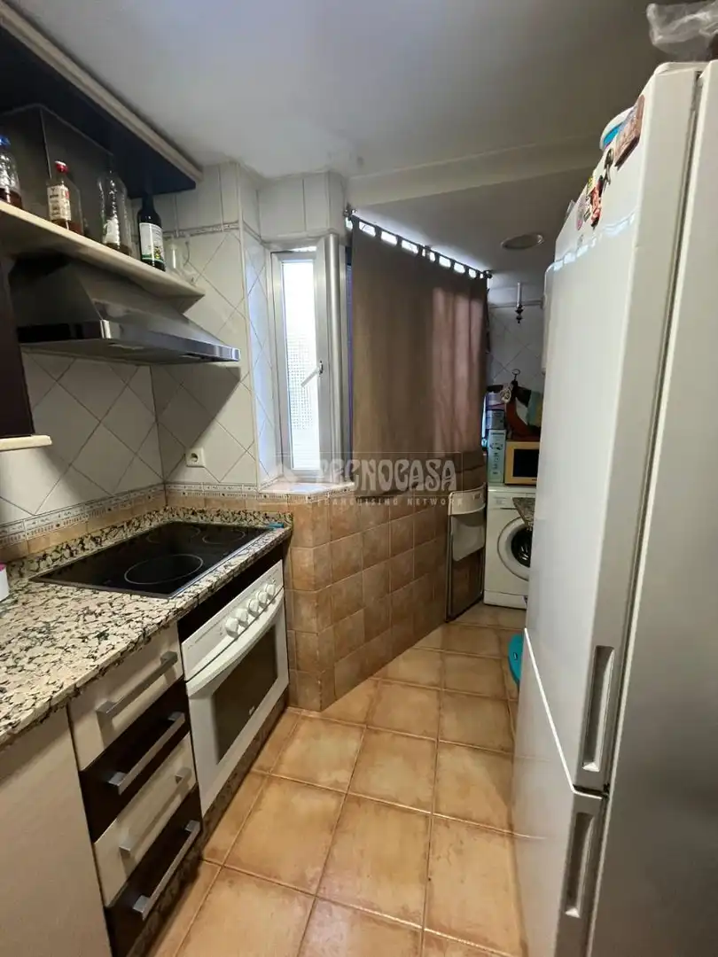 Flat for sale in C. Regimiento de Soria, Cruz Roja