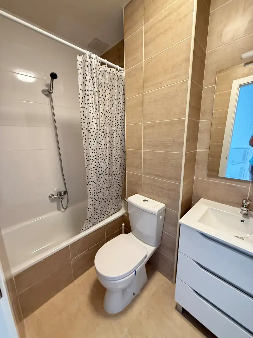 Bany de Dúplex de lloguer en Málaga amb Aire condicionat, Moblat i Rentadora