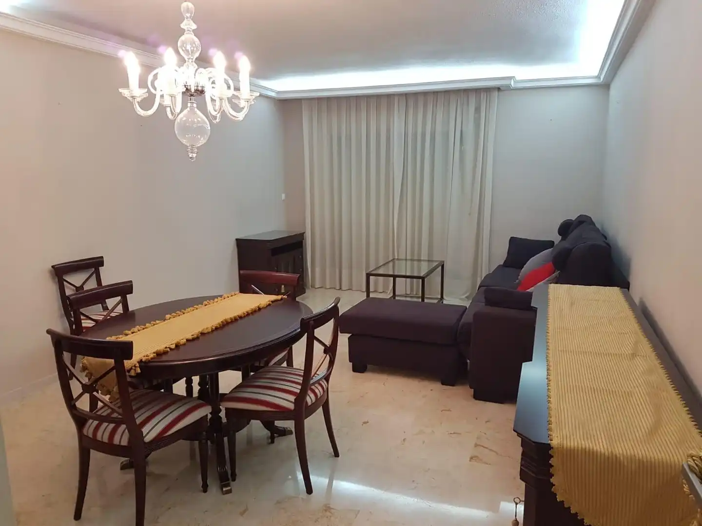 Living room of Flat for rent in Córdoba  with Air Conditioner, Heating and Terrace