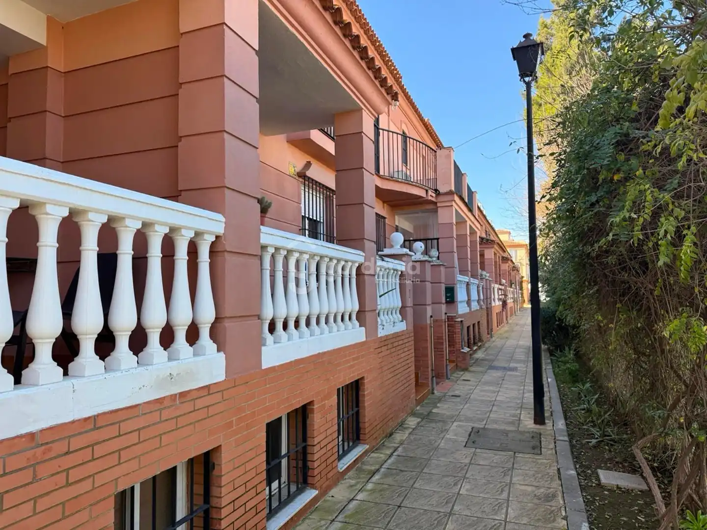 Vista exterior de Piso en venta en Tomares con Aire acondicionado y Terraza