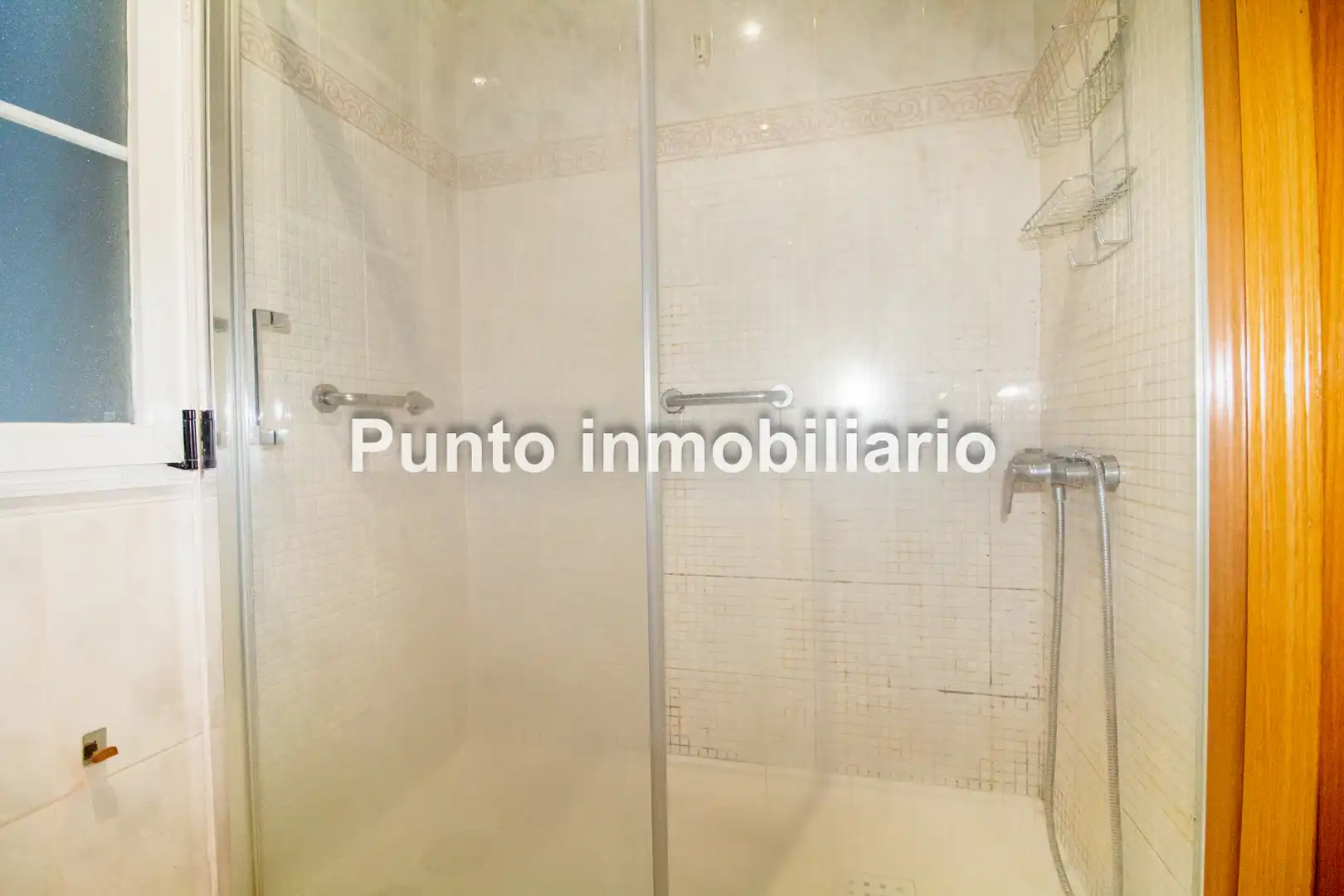 Bany de Pis de lloguer en Valladolid amb Calefacció, Moblat i Balcó