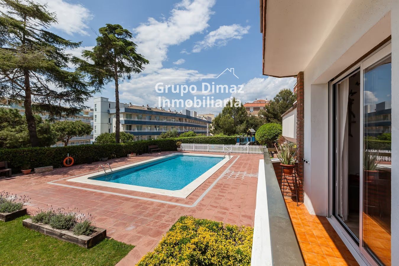 Swimming pool of Flat to rent in Lloret de Mar  with Air Conditioner, Terrace and Swimming Pool