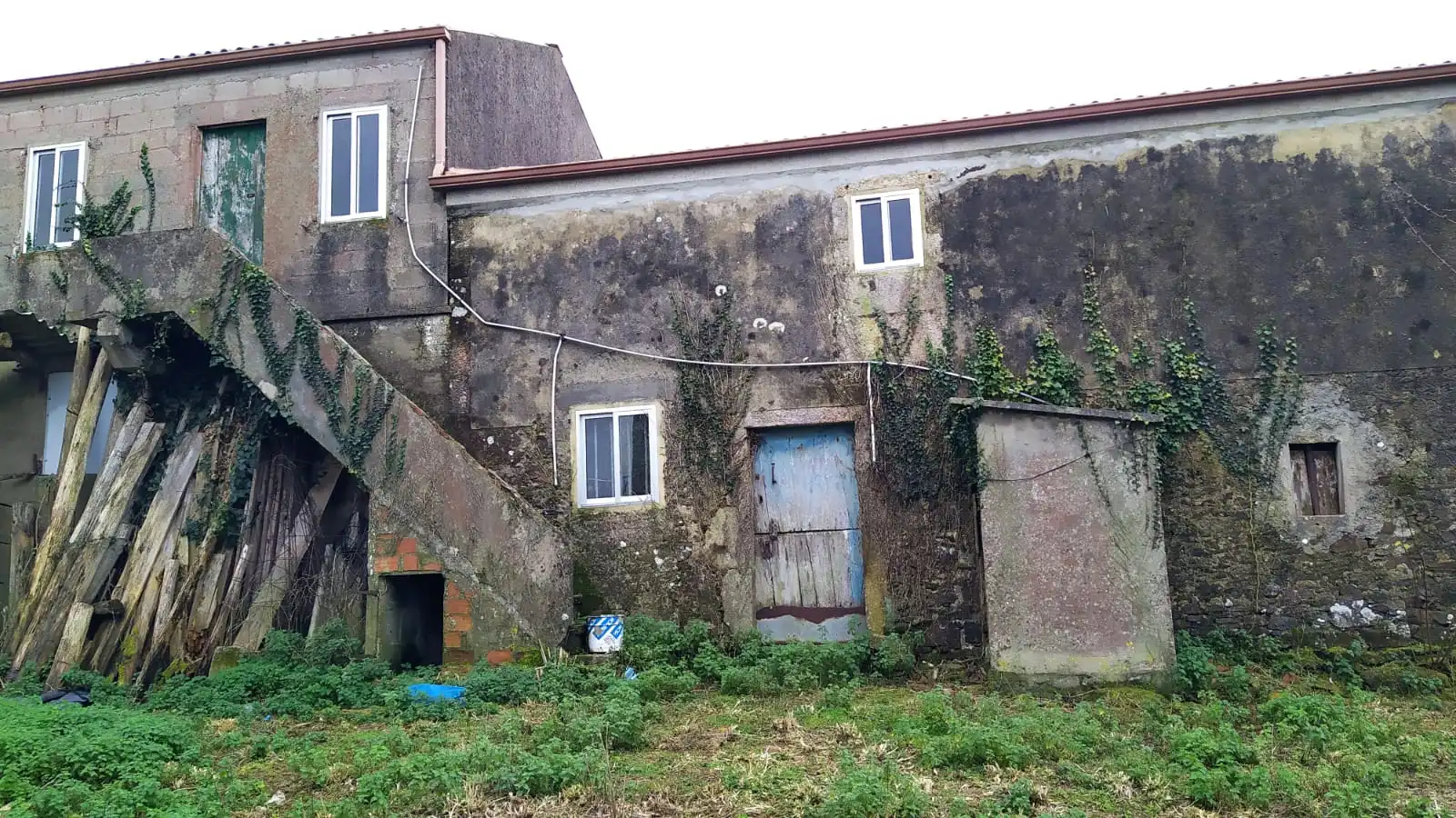 Exterior view of Houses for sale in Carballo  with Private garden and Storage room