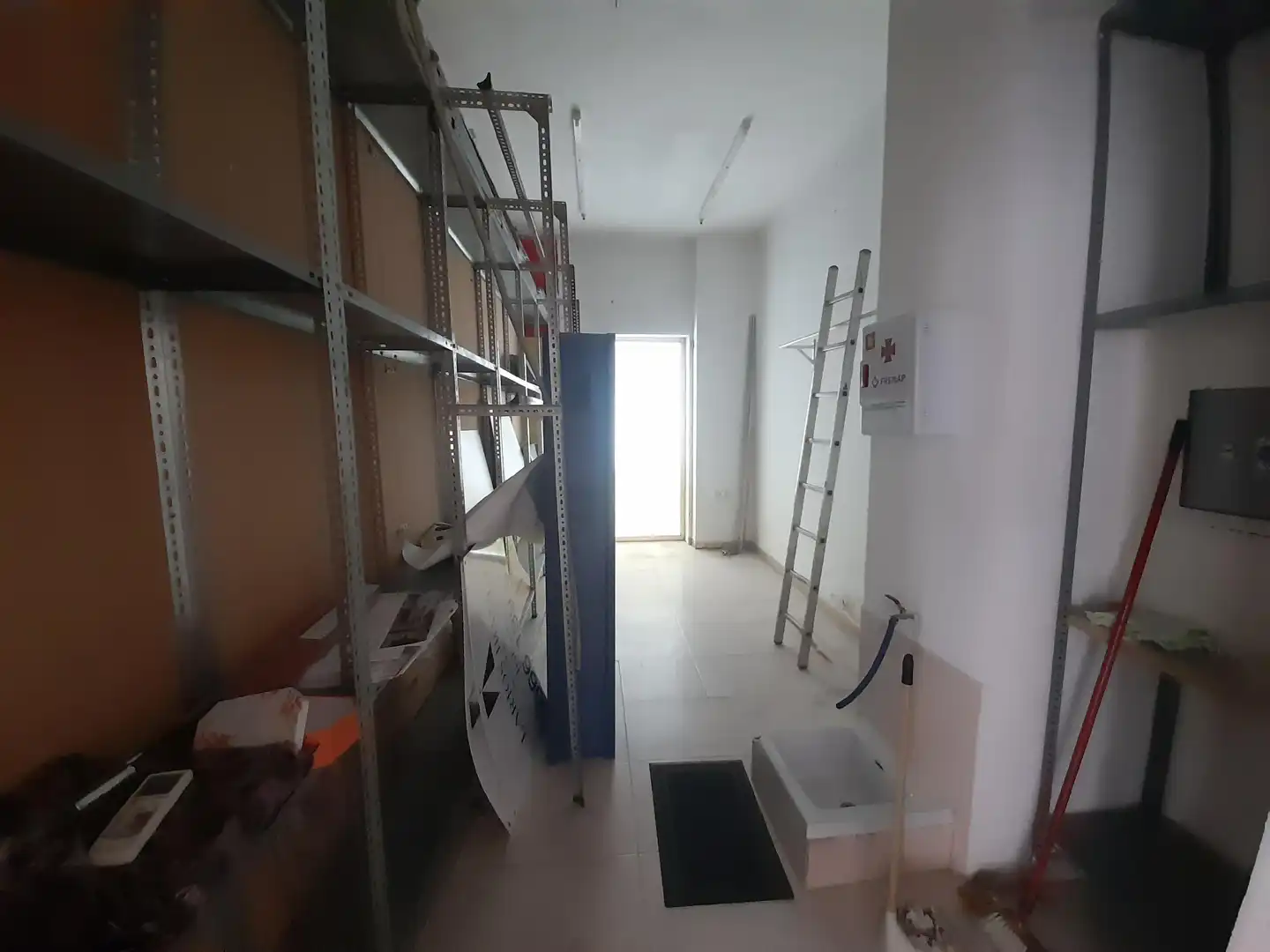 Local comercial en venta en Centro - Calzada - Cabo Noval, imagen 4