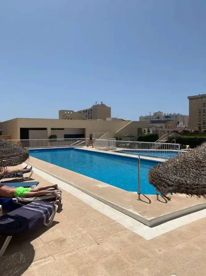 Piscina de Apartamento en venta en Torremolinos con Aire acondicionado, Calefacción y Piscina