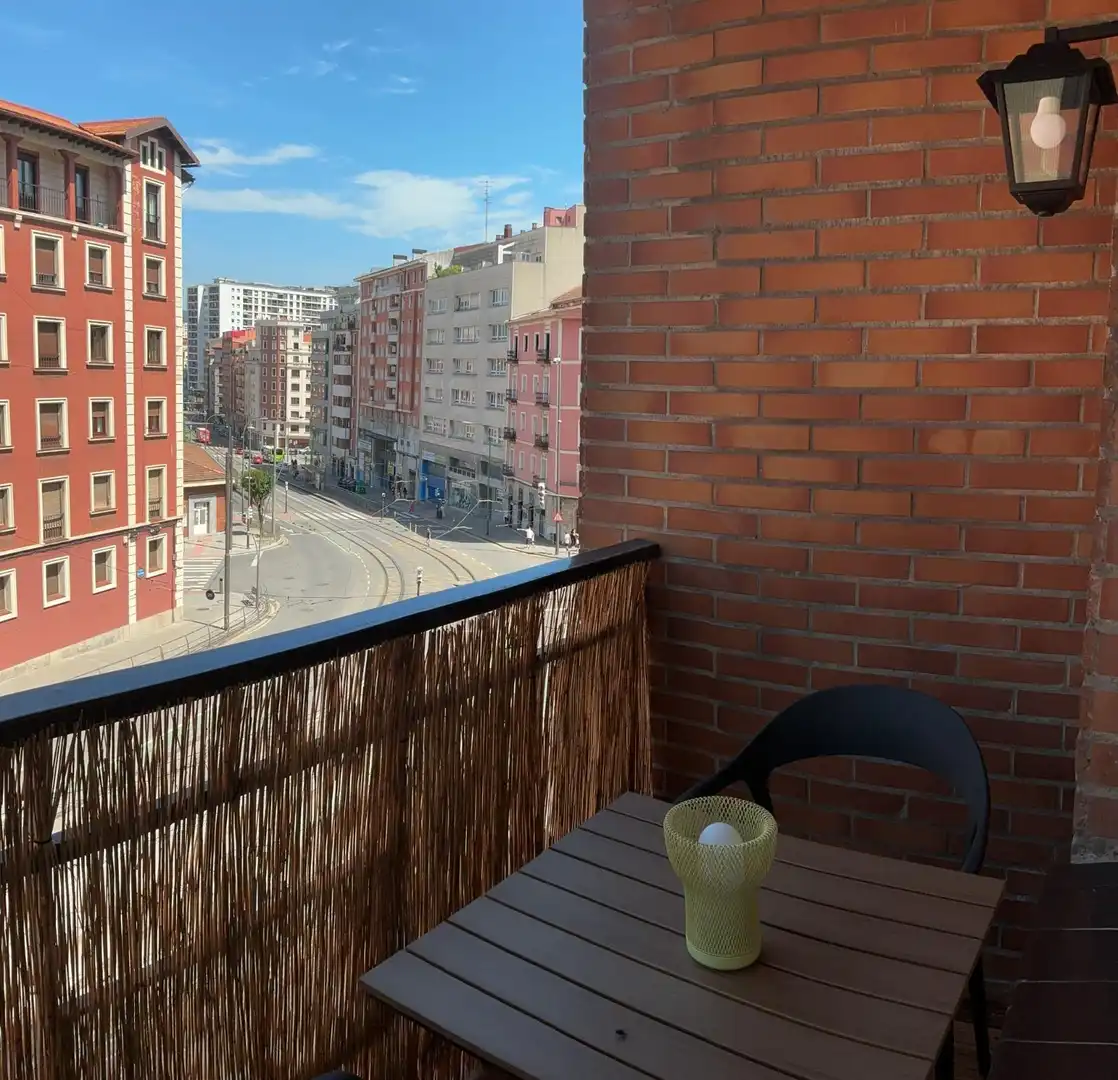Balcony of Flat for rent in Bilbao   with Heating, Furnished and Balcony